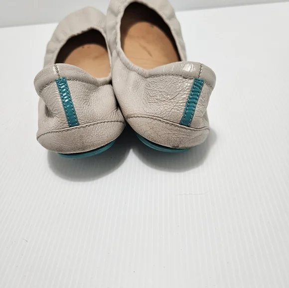 FEATHER GREY TIEKS, SIZE 10 - Picture 4 of 5
